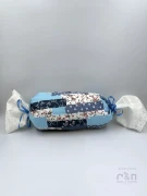 Декоративная подушка в виде конфеты